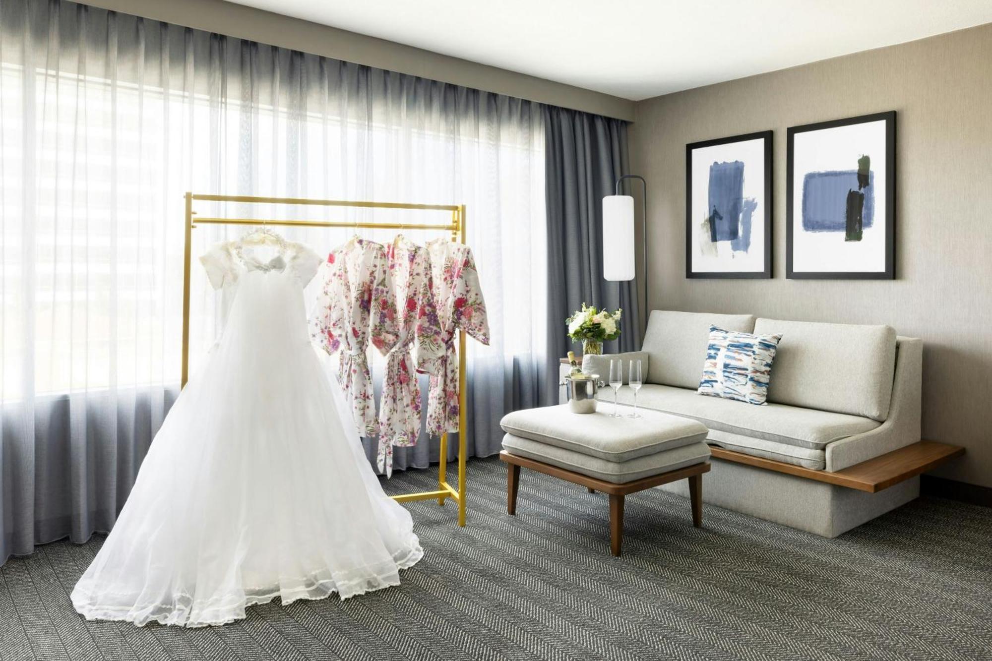 Courtyard By Marriott Los Angeles Woodland Hills Екстериор снимка