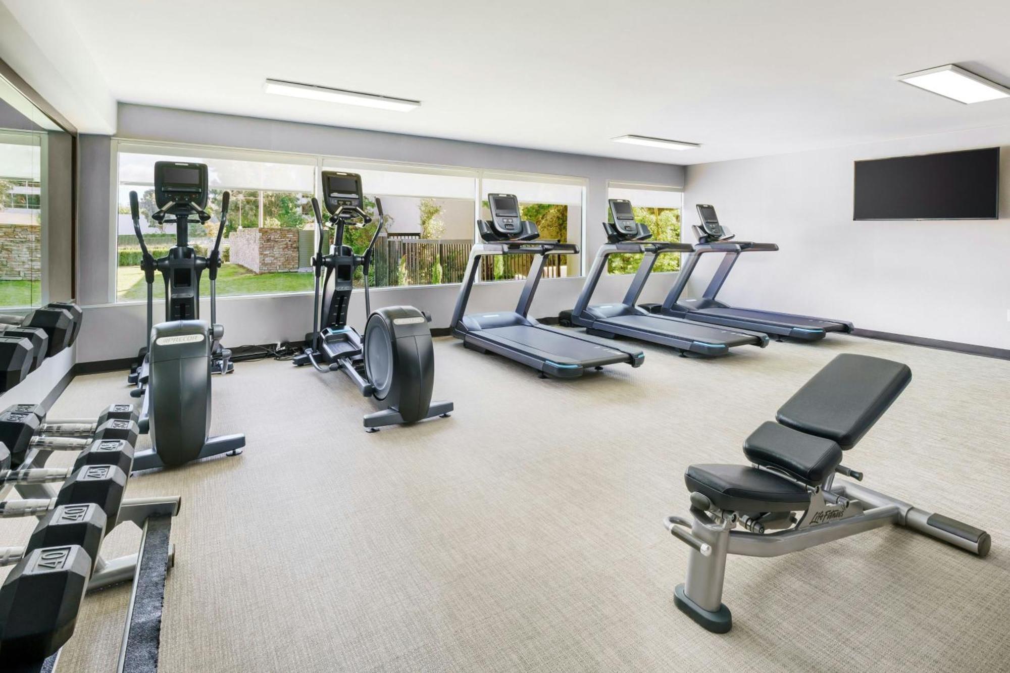 Courtyard By Marriott Los Angeles Woodland Hills Екстериор снимка
