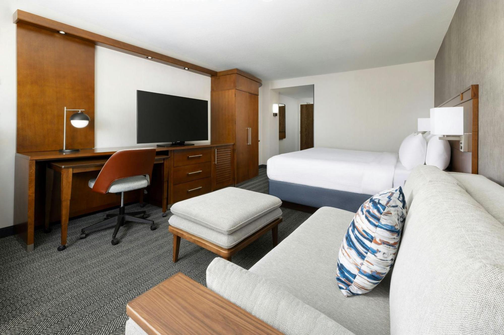 Courtyard By Marriott Los Angeles Woodland Hills Екстериор снимка