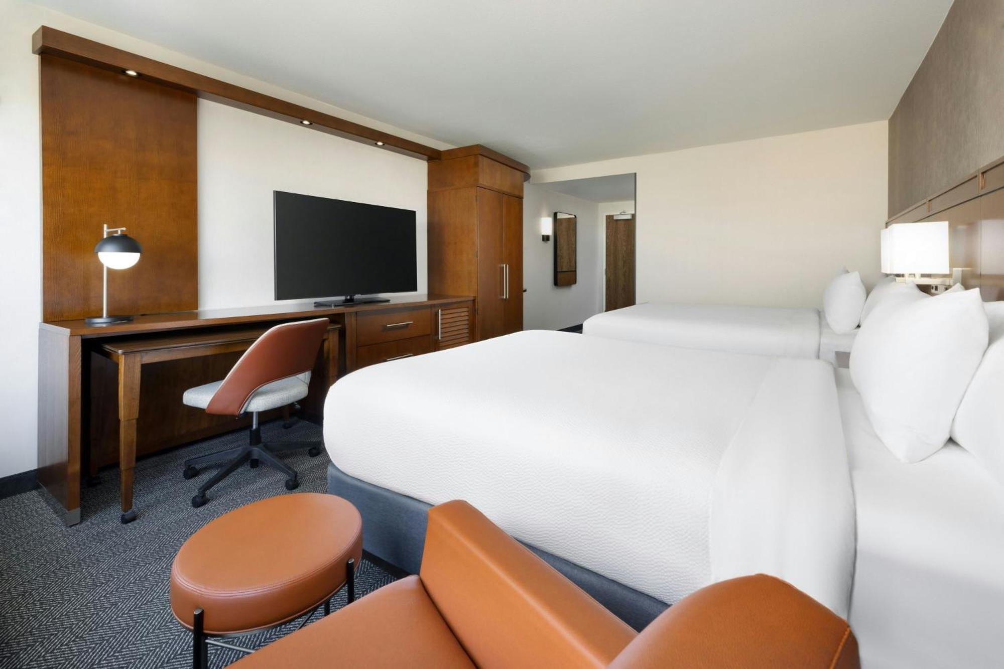 Courtyard By Marriott Los Angeles Woodland Hills Екстериор снимка