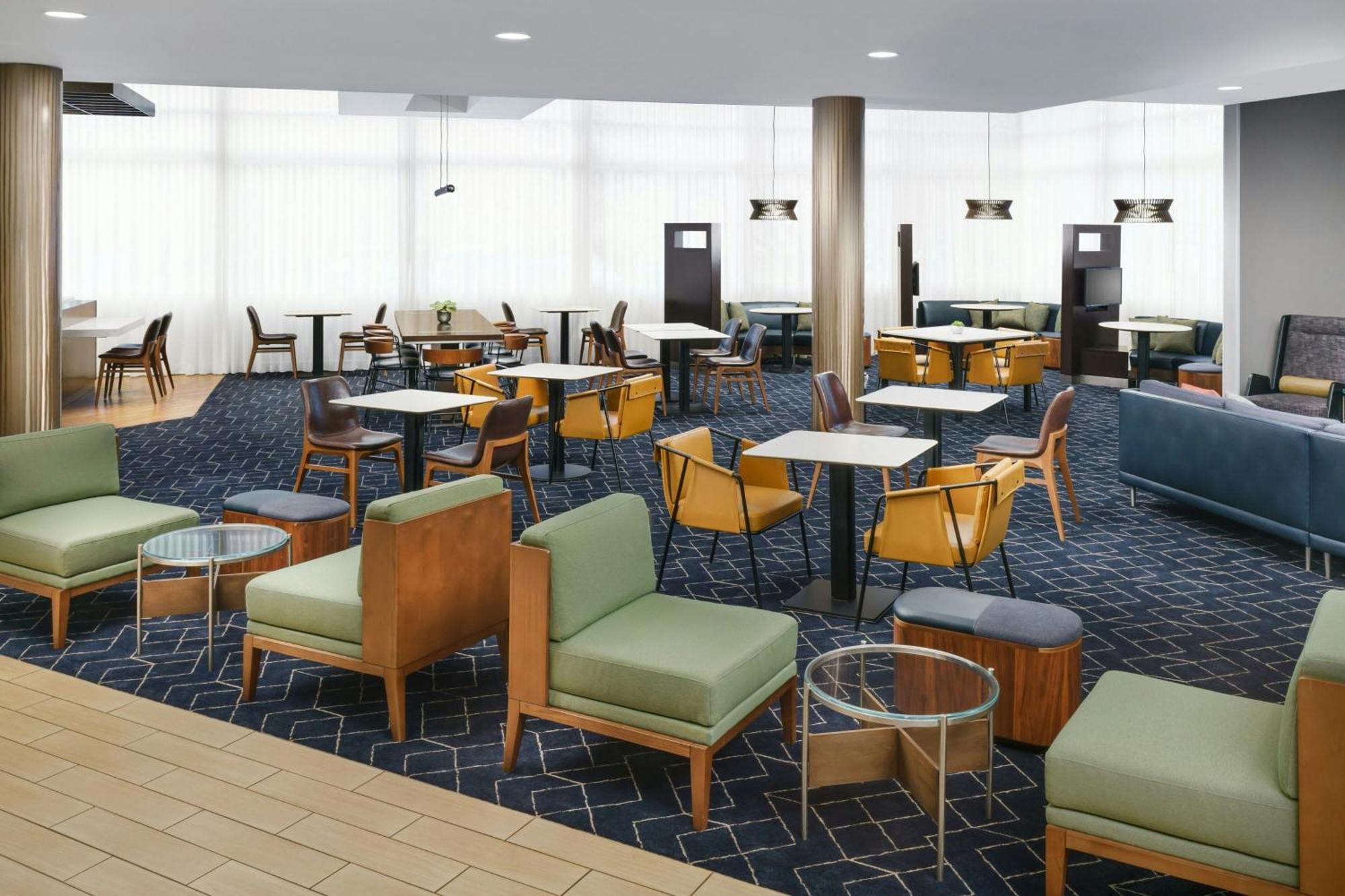 Courtyard By Marriott Los Angeles Woodland Hills Екстериор снимка